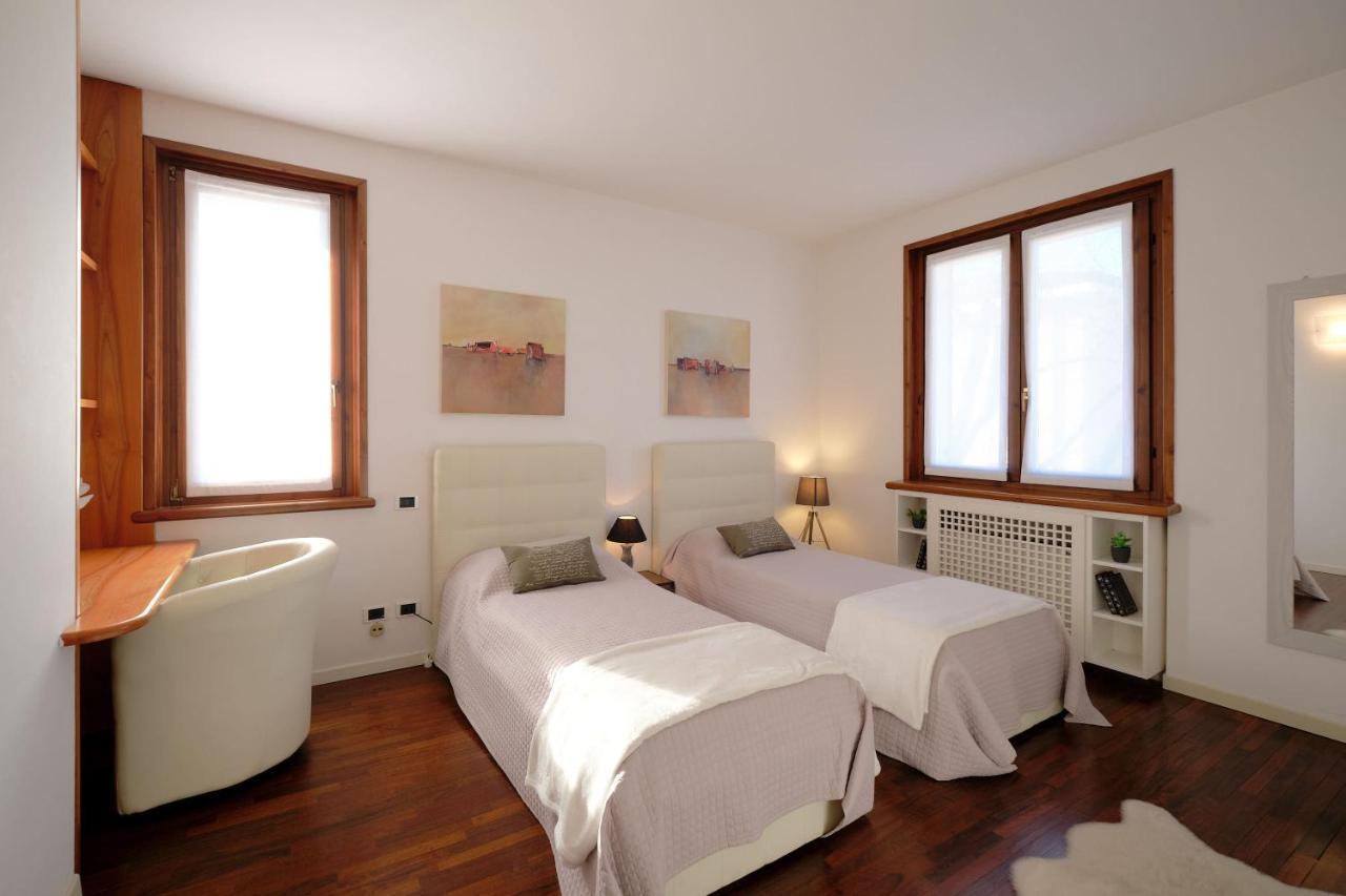 Apartmentsgarda - Gardalux Apartments Екстер'єр фото