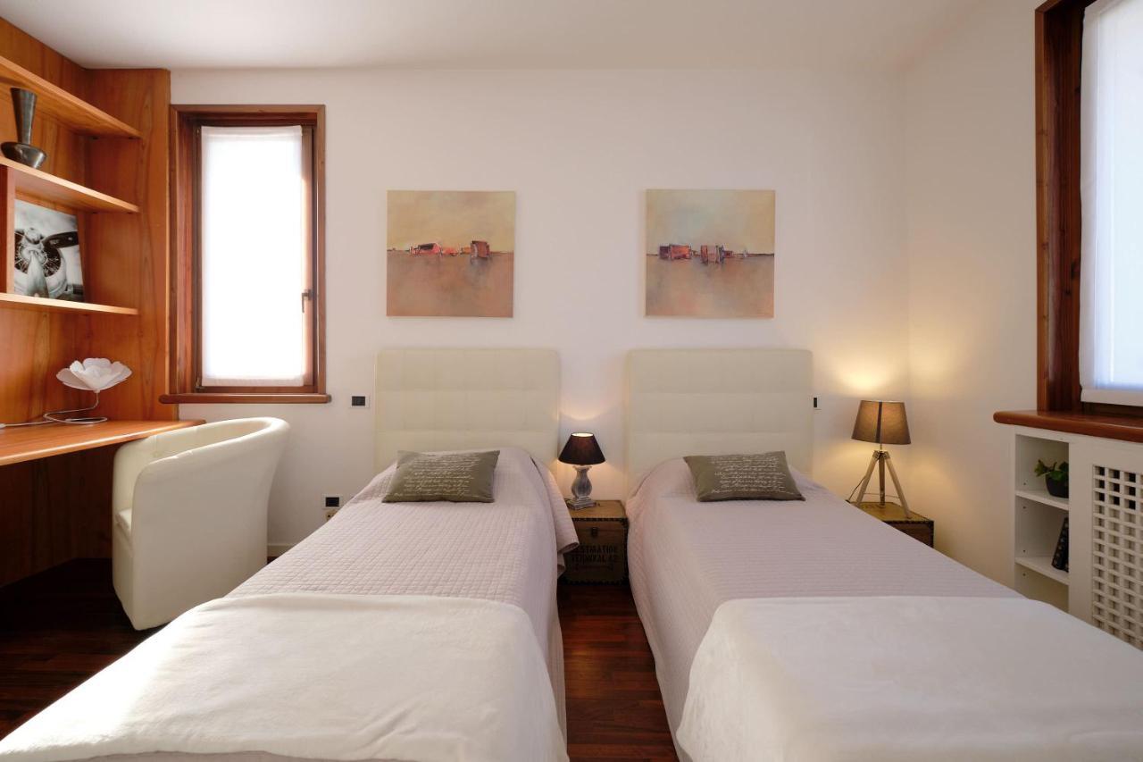 Apartmentsgarda - Gardalux Apartments Екстер'єр фото