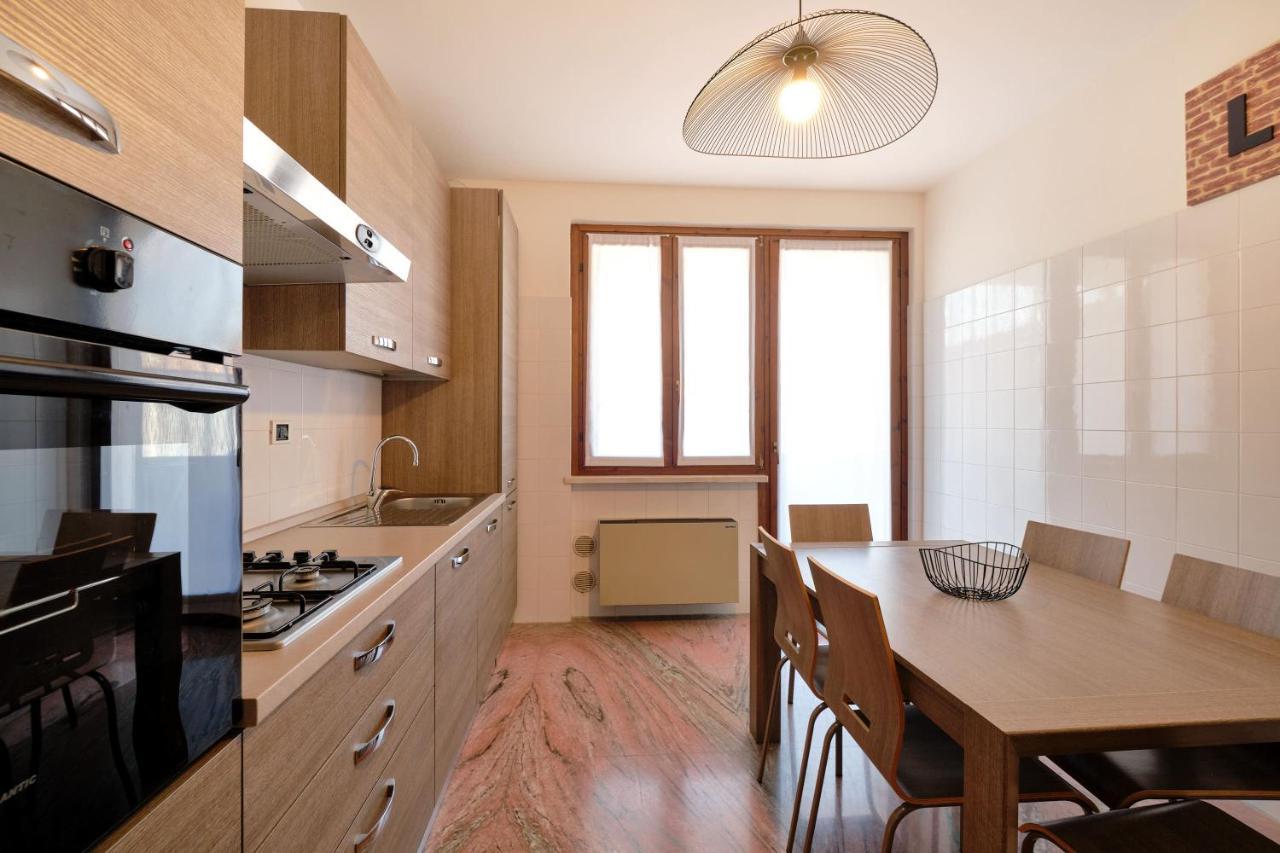 Apartmentsgarda - Gardalux Apartments Екстер'єр фото