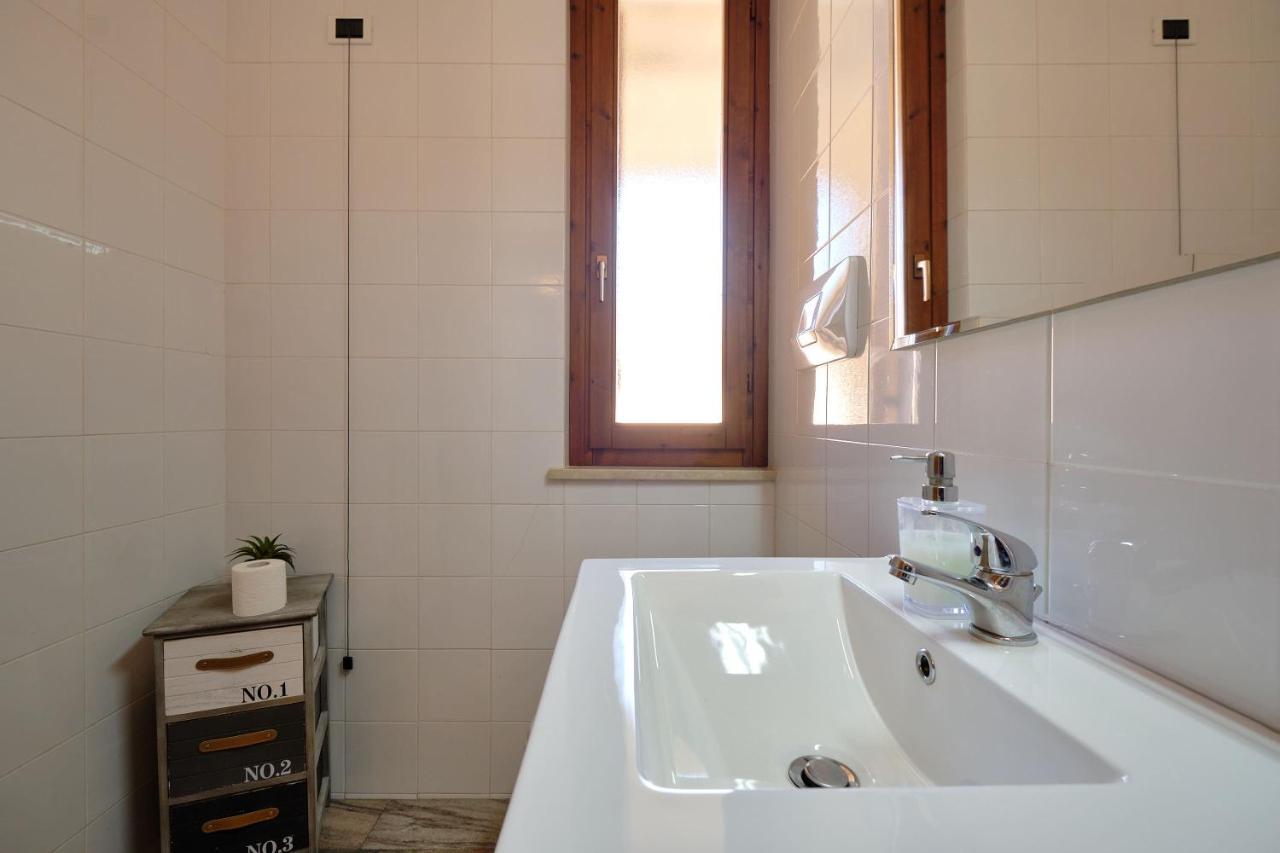 Apartmentsgarda - Gardalux Apartments Екстер'єр фото